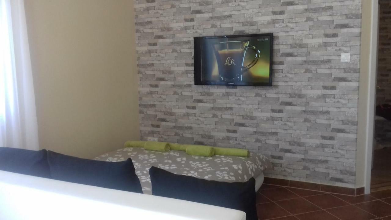 Benelise Apartman Хевіз Екстер'єр фото
