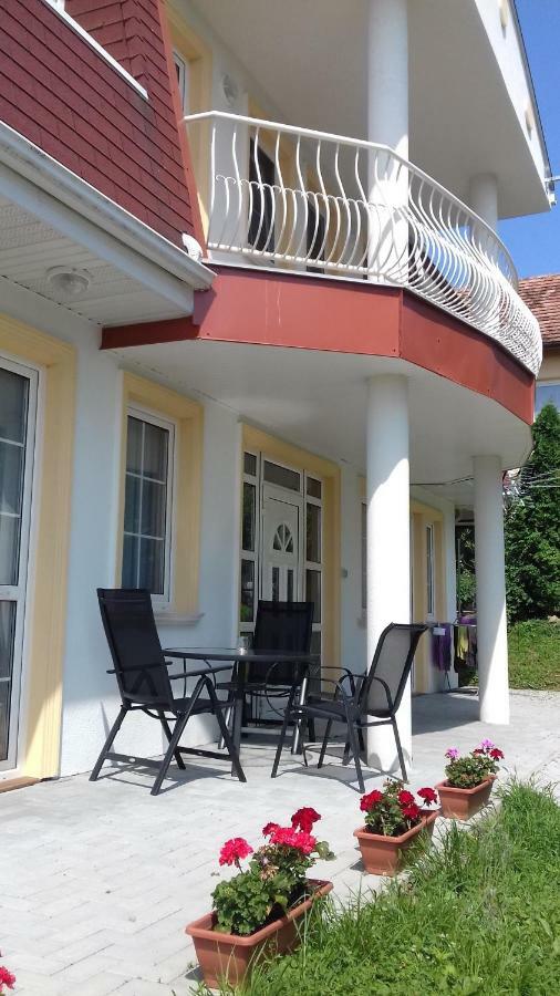 Benelise Apartman Хевіз Екстер'єр фото